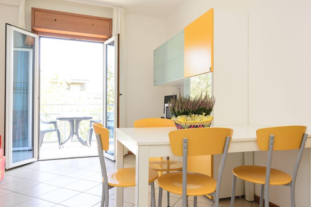 Sunbeach Apartments Lignano Sabbiadoro Eksteriør billede